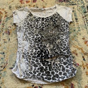 Cutest Black and White Cheetah Print South Pole top